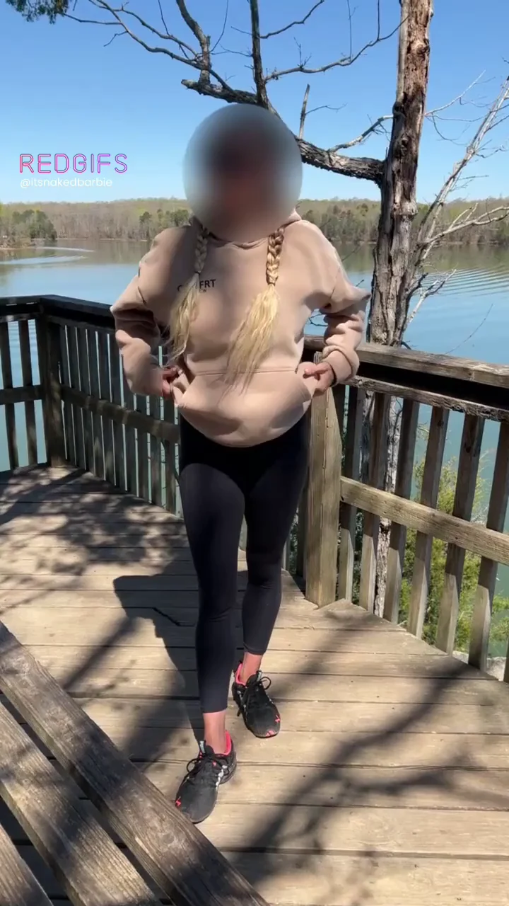 😈 Flashing My Massive Tits at the Public Overlook 🔥
