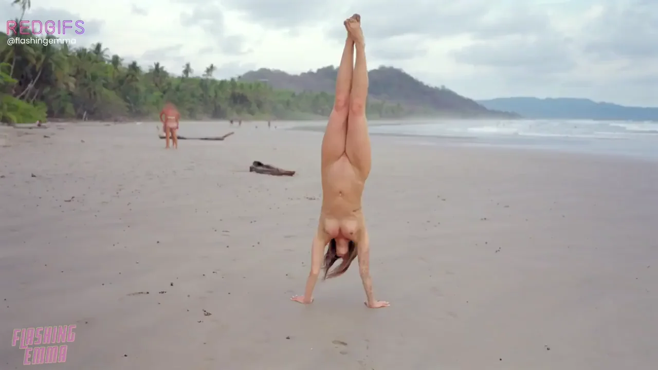 The only nude girl at the beach