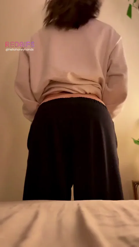 No panties make for easy rear pussy access