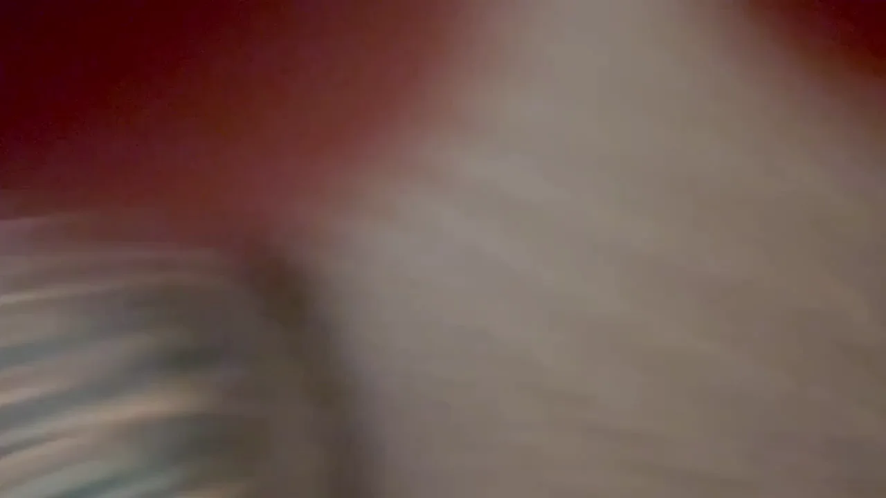 Redditor makes 36yo hotwife squirt