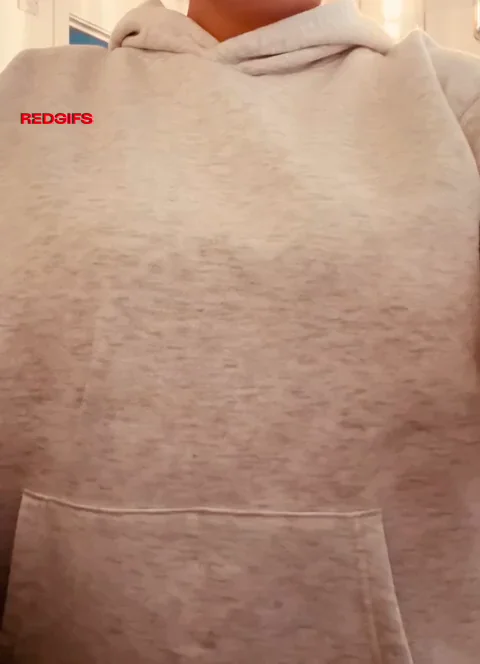 My first Titty Drop to celebrate 1k 🎉