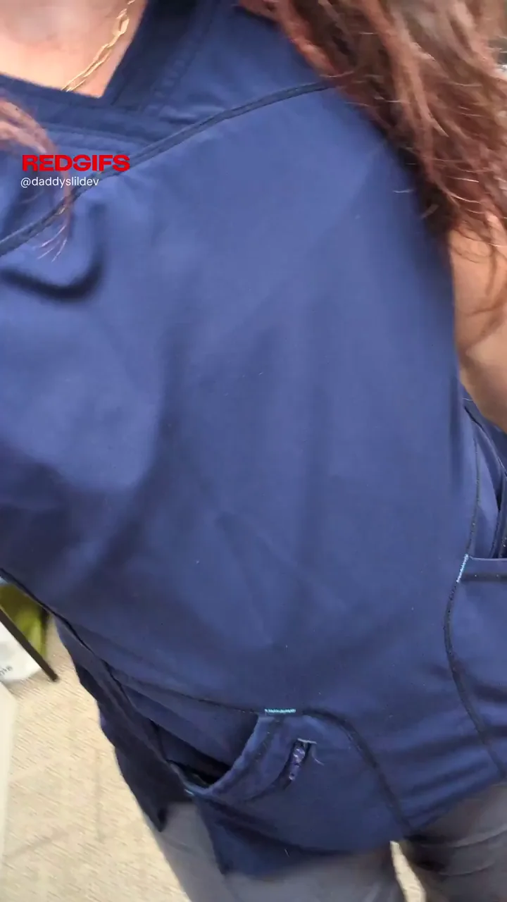 Horny MILF Nurse Checks Emails & Squirts Before Clinic Shift 💦👩‍⚕️