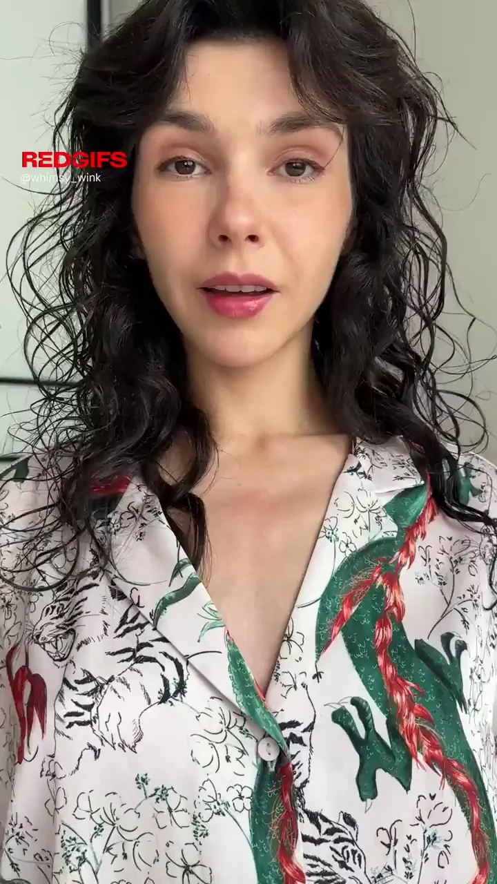 Can my flat tits turn you on