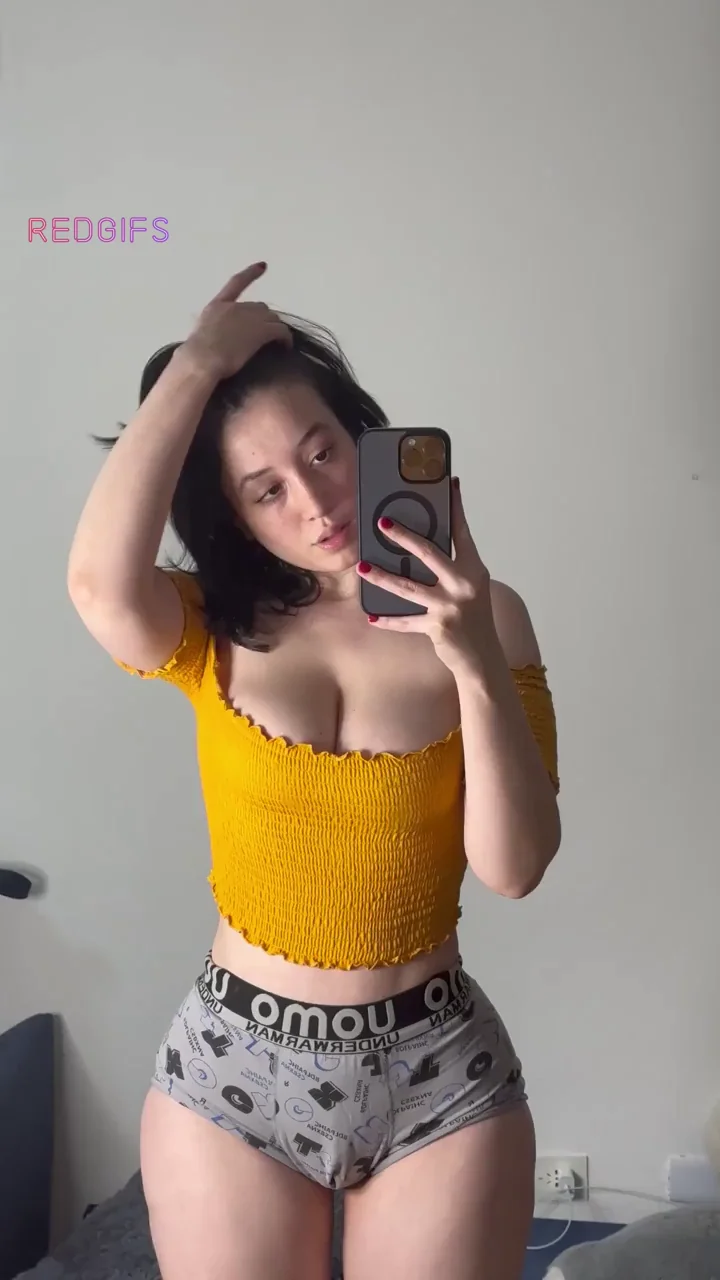 Bouncing Tits Tease You'll Crave 😍💦