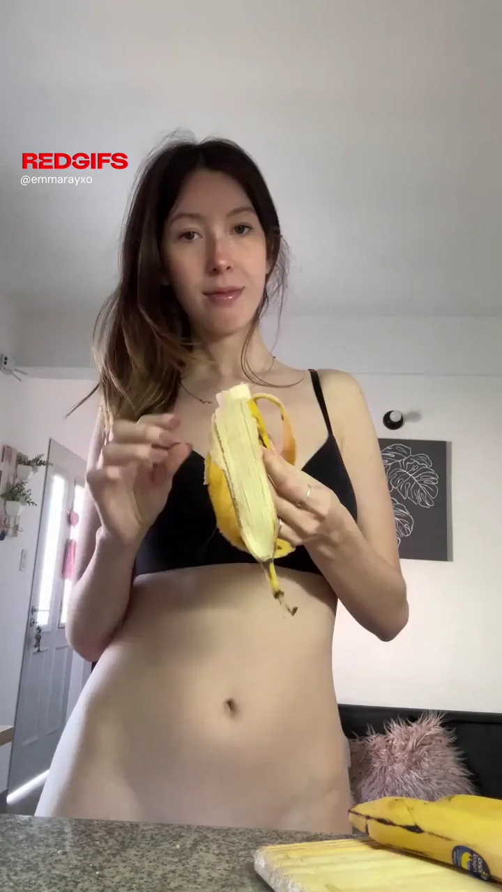 Asian College Slut Makes Your Worries Vanish with Banana Tease 🍌💦