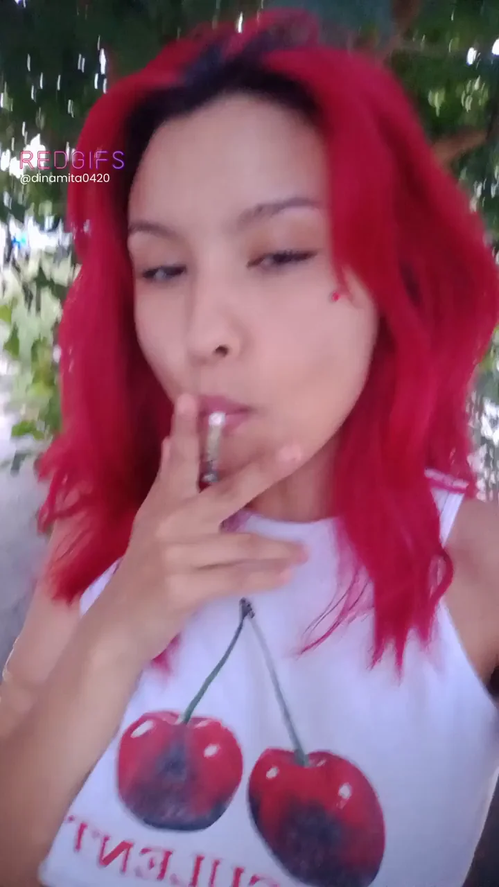 🔥 Risky Public Tit Flash Thrill by Sexy Redhead Latina 😈🍒
