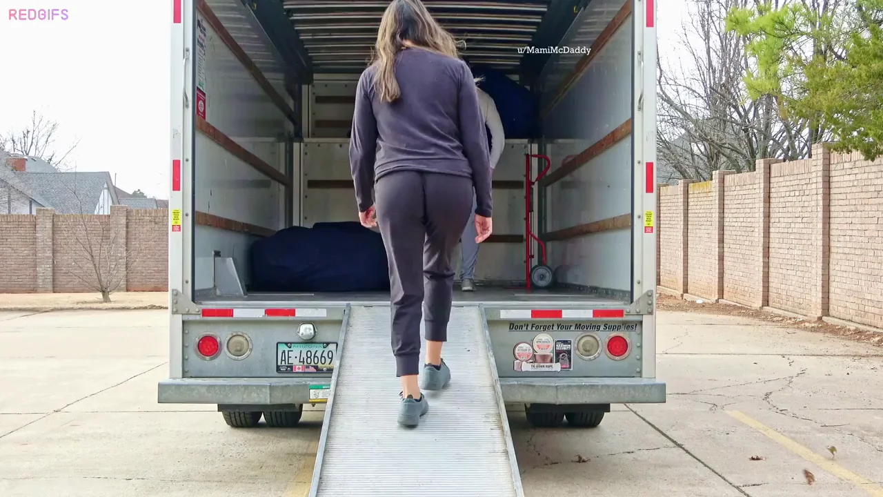 Moving Day Freeuse: Latina MILF Gets Fucked Anytime