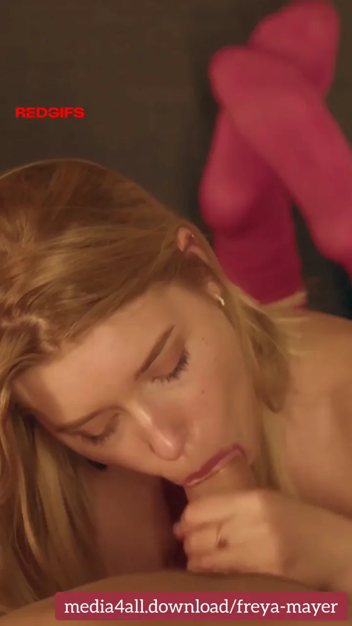 Blondie Mia Mayer Sucks Dick Till It Explodes