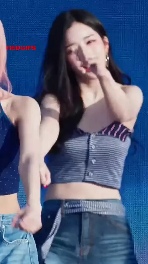 tripleS - Yooyeon