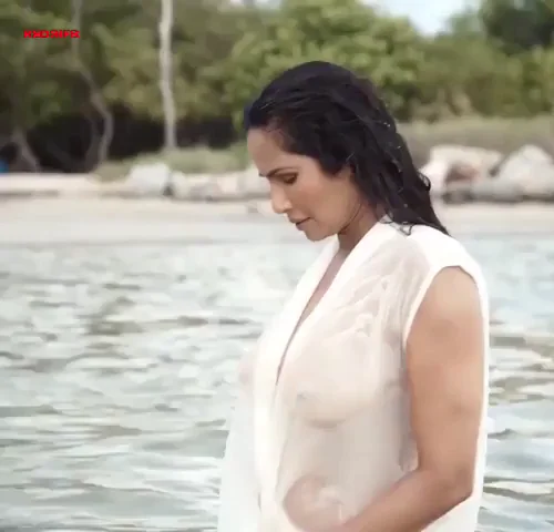 Padma Lakshmi's Sheer Wet Saree Tease on the Beach 🍑💦