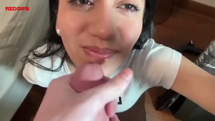 Amateur Good Girl Facial