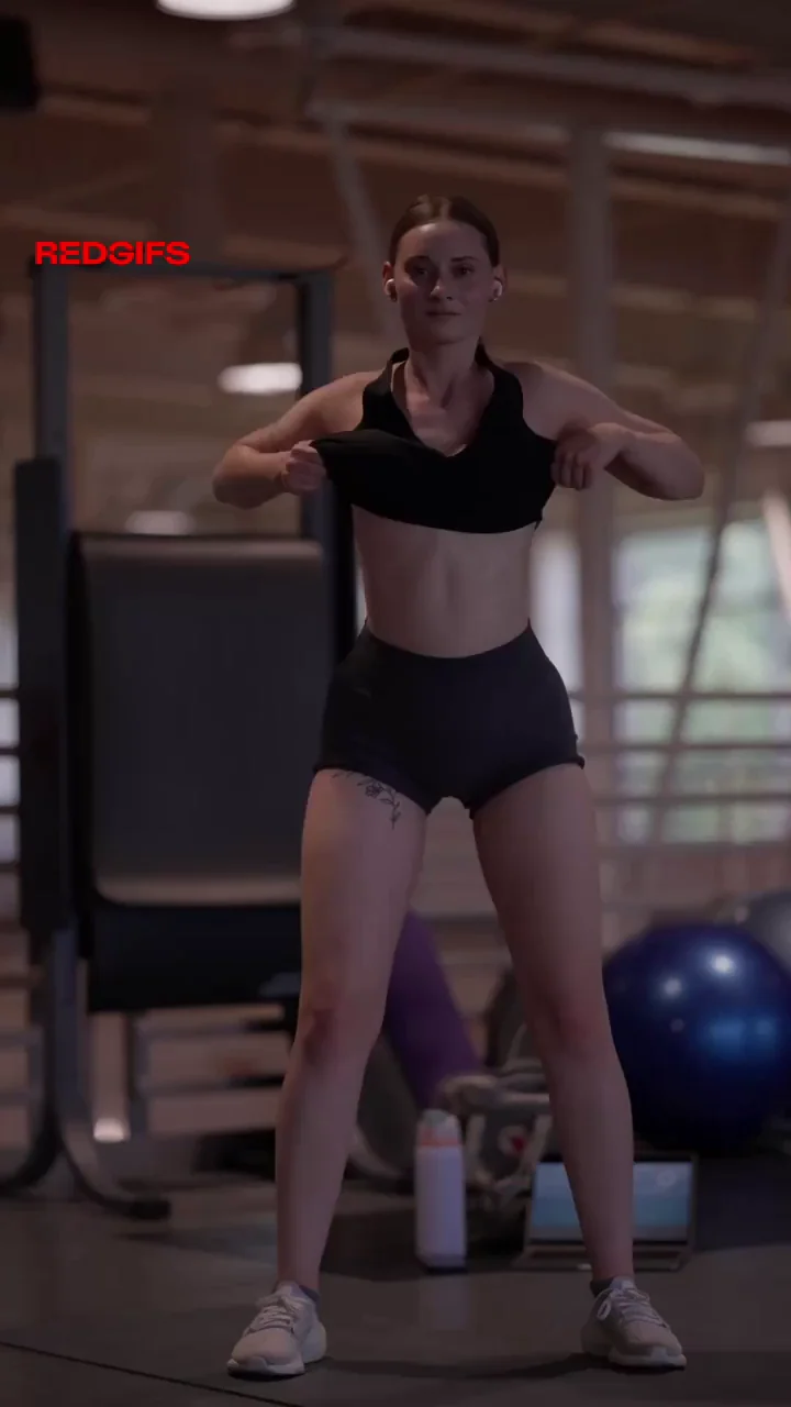I want you to see me at the gym with my tits out