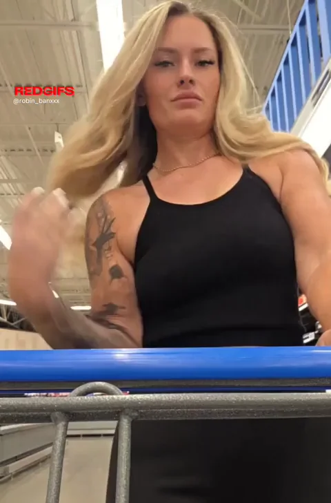 What would you do if you saw a flashing milf in the egg isle? 😈