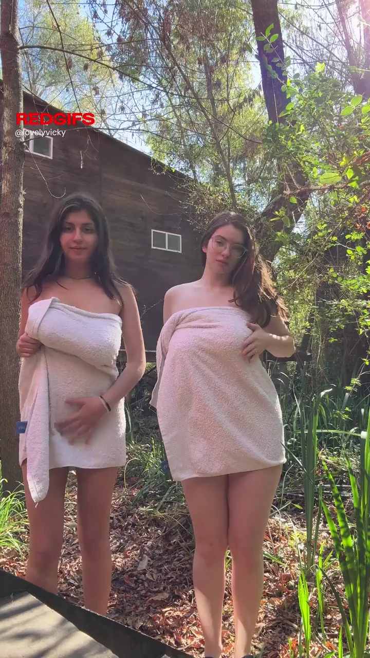 Cousin Titty Drop Tease in the Wild: Hikers Watch Those Massive Naturals Bounce