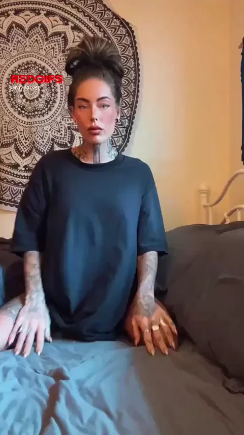 Tits tease xoxo - Rayna_Ryse