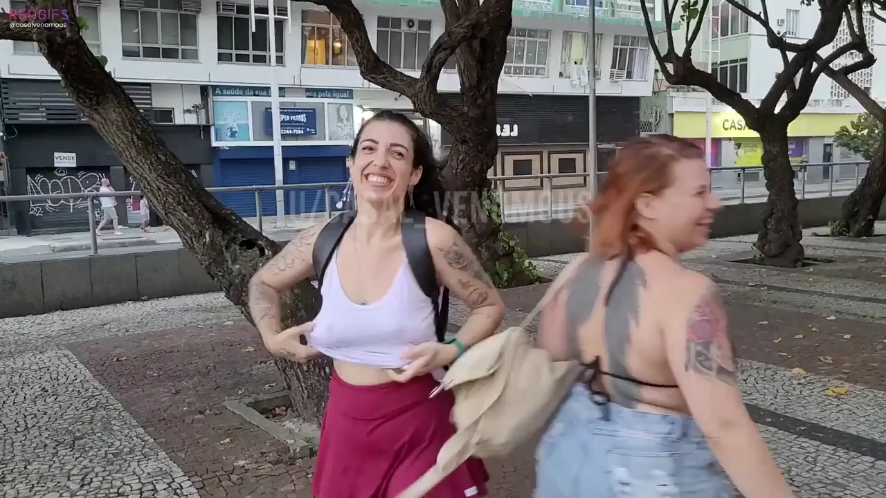 Caught in the act: flashing the hotel staff in broad daylight