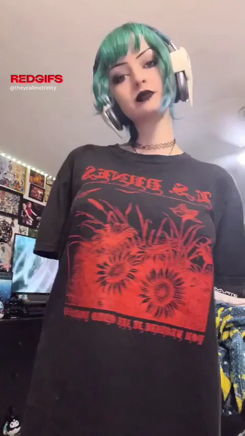 Warning: Goth dolls are highly addictive