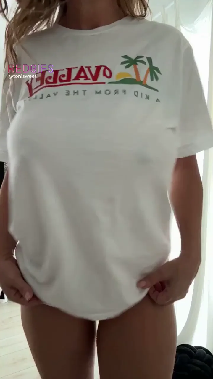 Cute Brunette Slut Flashes Her Massive Jugs 🍈🍈😈