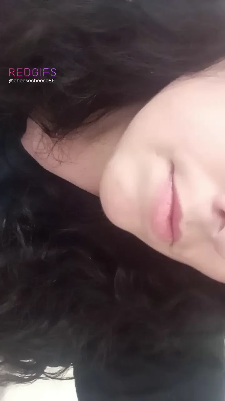 No Bra Vibes: Pale Massive Tits Breathing Free 🍼💨