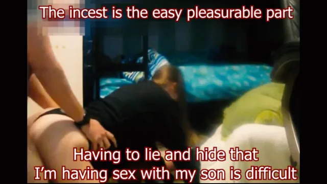 Mom's Juicy Ass Worth Every Risk 😈🍑