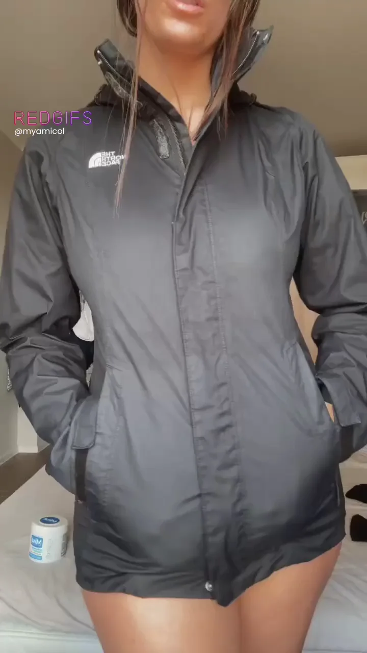Sexy MILF Teases Jacket On Off, Flashing Juicy Pussy