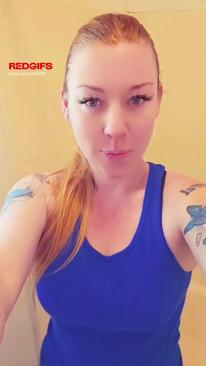 Work Slut MILF Teasing Her Juicy PAWG Ass in Tight Tank