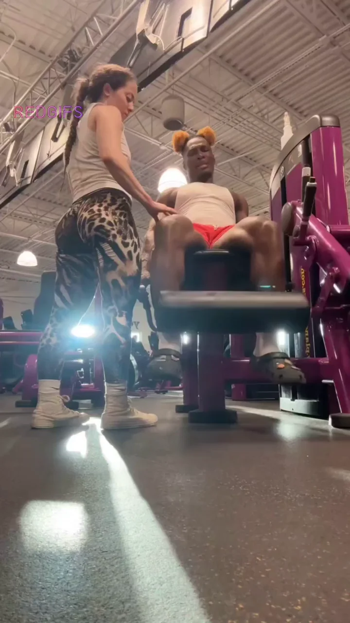 Post-Pump Thot Tease: Curvy TikTok Babe Handles Buff Dude's Bulge