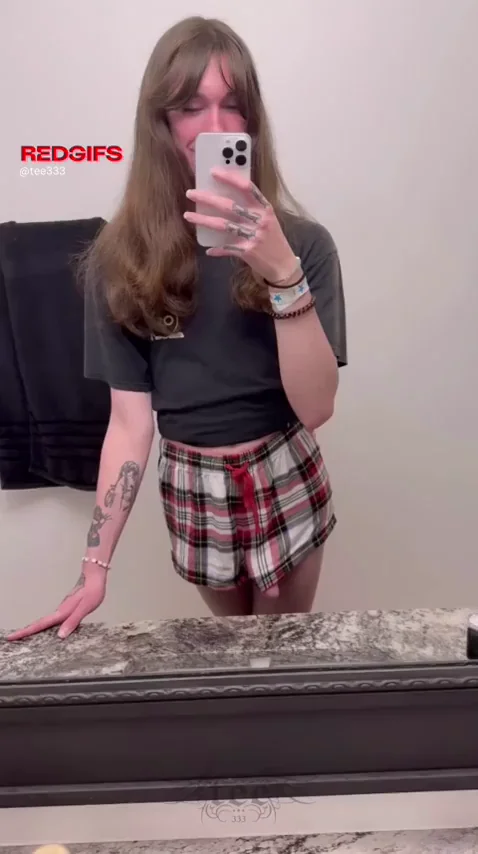 quick reveal cus it was peeking out of my shorts😉