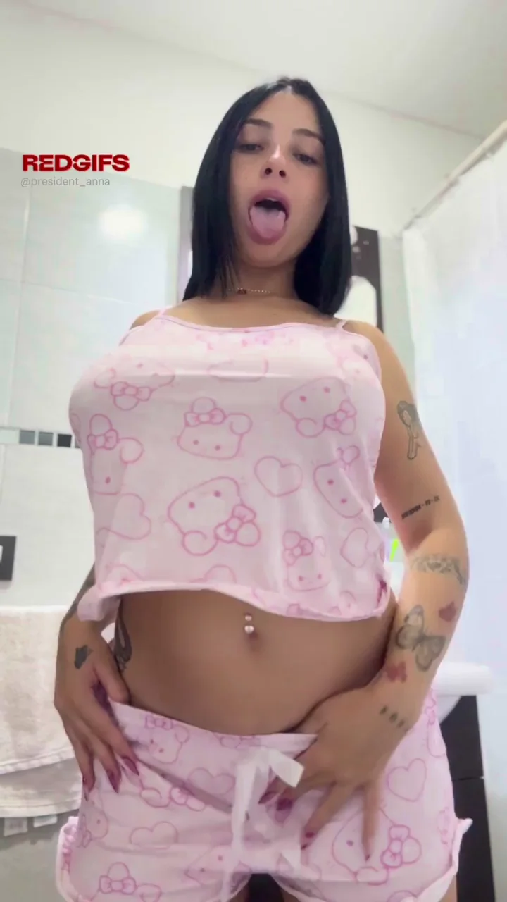 🔥 Hypnotic Latina Bombshell Shaking Massive Tits & Juicy Ass 🍑💦
