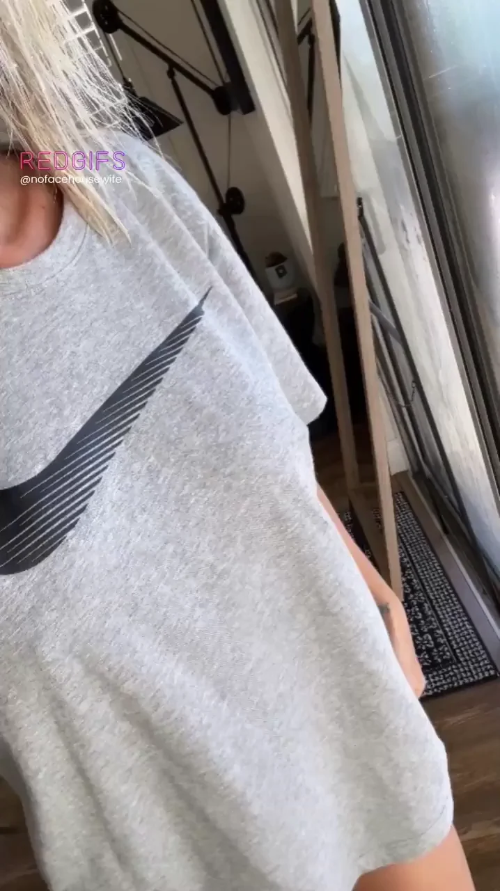 MILF Tease in Nike Shirt Begs for Your Hot Cum Load 😈