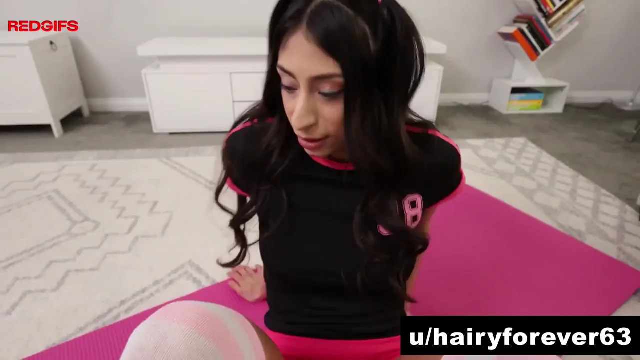 Step Bro Feeds Step Sis Cum Protein Shake for Yoga Recovery 💦🍆🧘‍♀️