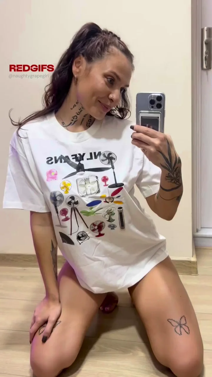 Just revealing these juicy tits