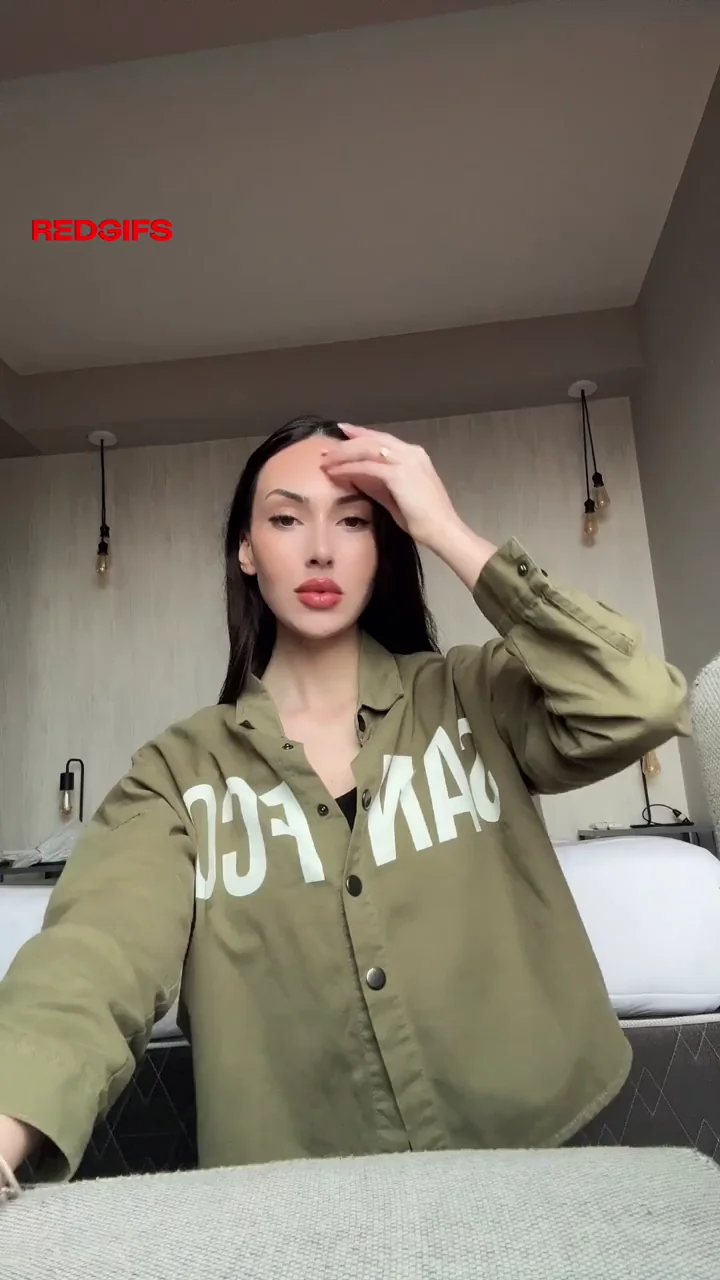 Perfect Round Tits Tease 💦🍈🍈