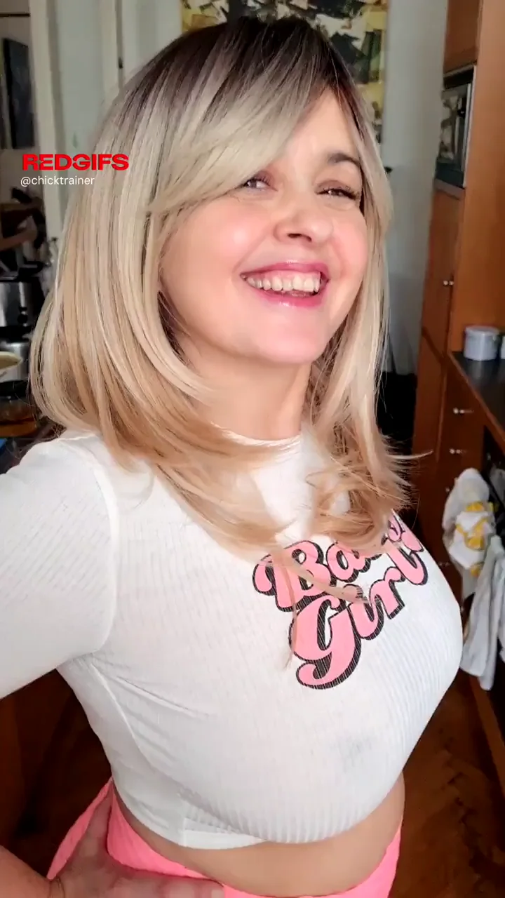 Thick hips, big belly and boobs