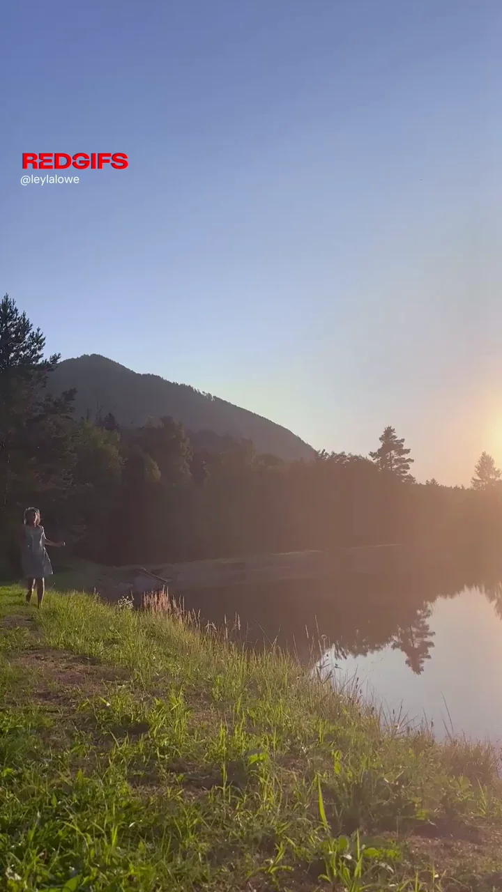 Emergency Titties Rush: Sunset Boob Flash by the Lake