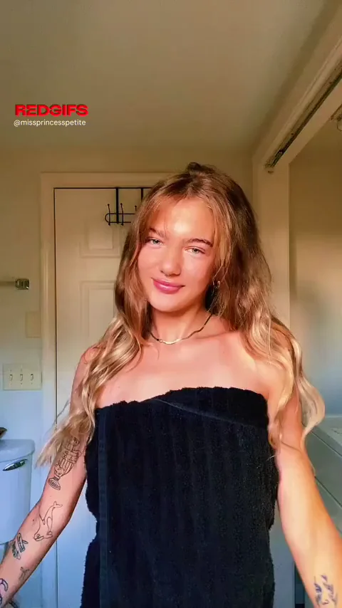 oopsie, lost my towel ;)