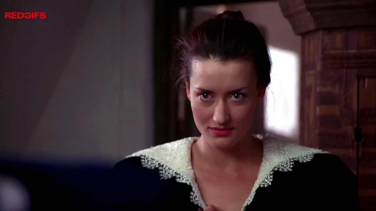 Natascha McElhone's Steamy Nude Tease in Surviving Picasso 😈🔥