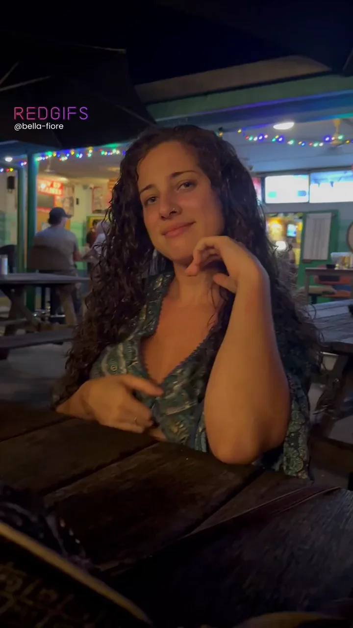 Pub Titty Drop Bombshell 🍻🍈🍈