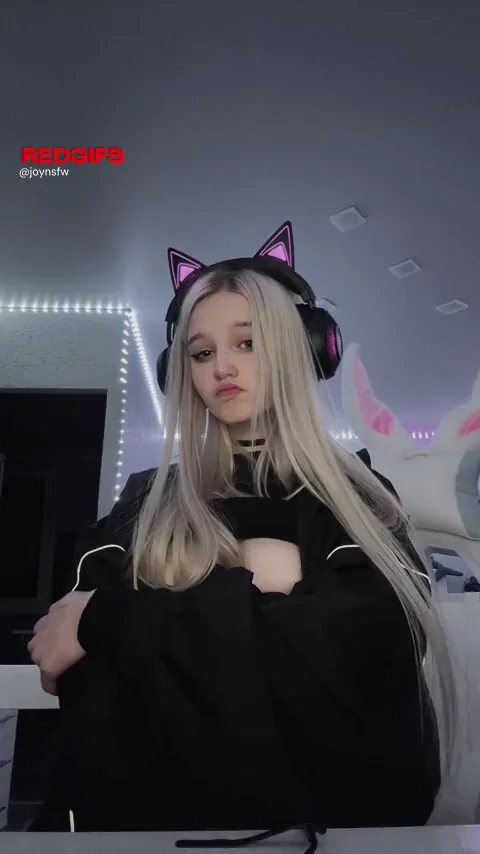 good girls should always wear one :3