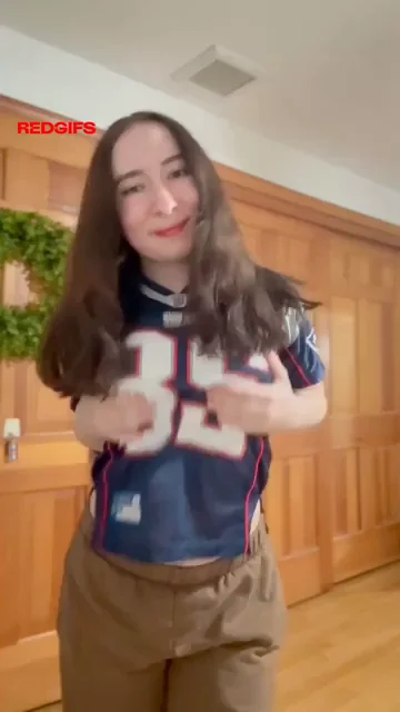 wanna be the football player of my dreams?