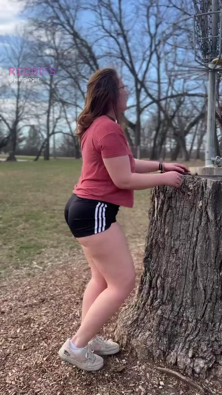 Jiggly thick tights is all you need