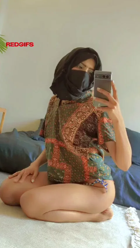 rather smash me from the front or back?