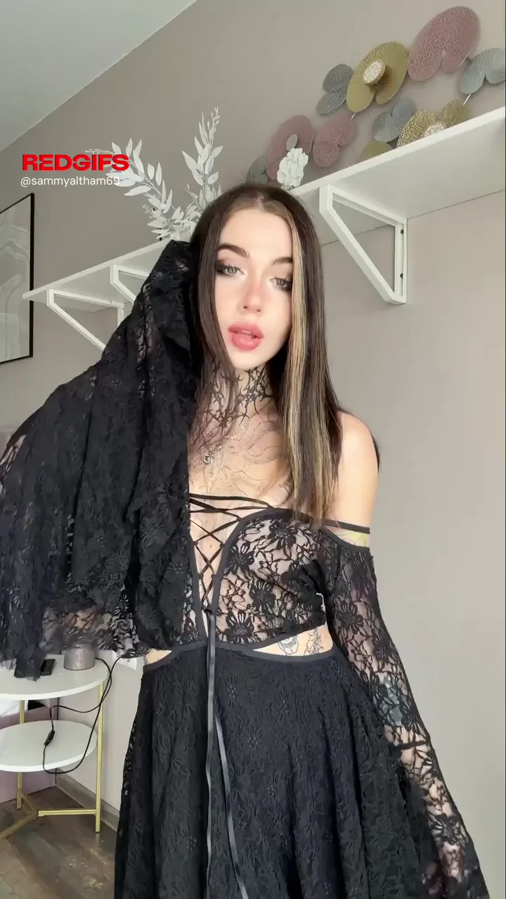 there’s nothing better than goth tits