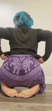 Giggles & Juicy Jiggles 🍑💦