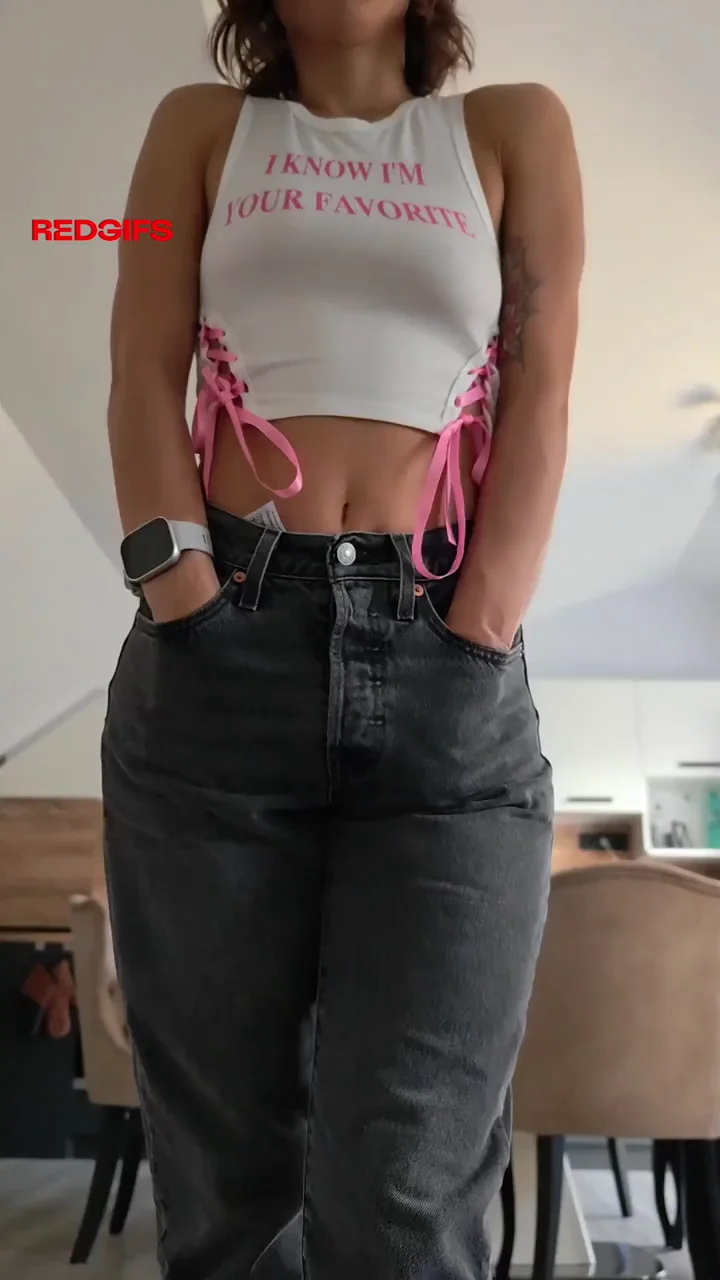 Ass, tits and pussy reveal...
