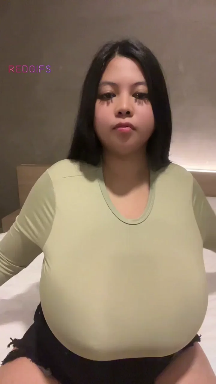 Mega Titty Drop Explosion 💥🍈🍈