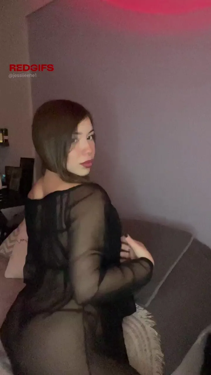 Just an 18yo girl who loves to show off her petite body
