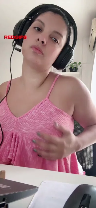 lets play some stripteases fifa ;)