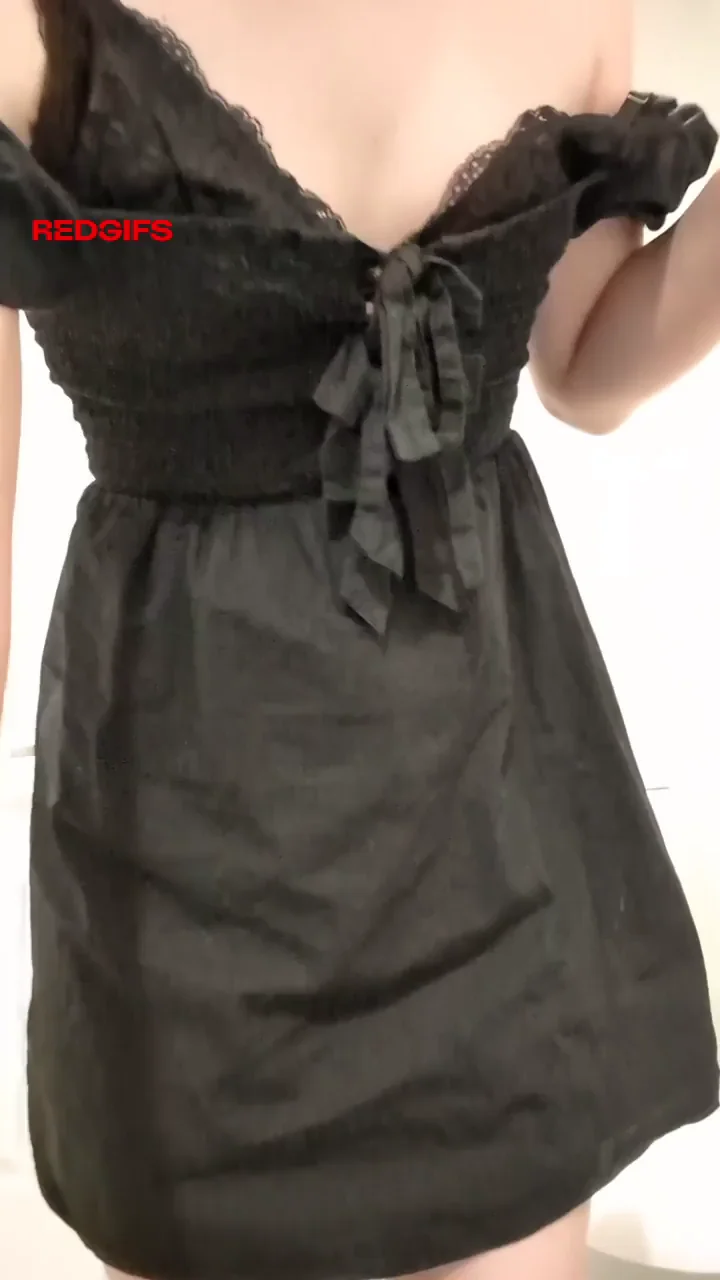 Cute Lil Dress Hides Juicy Trans Ass & Bulge 😈🍑
