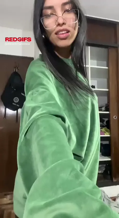Horny Cutie Teases in Green Hoodie 😍🍑